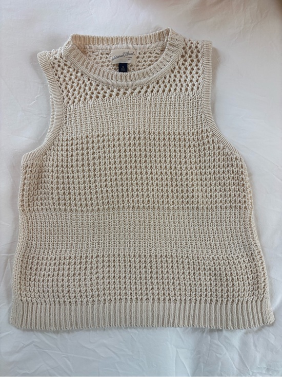 Universal Thread Sweaters - Universal Thread Cream Crochet Knit Sleeveless Sweater Tank